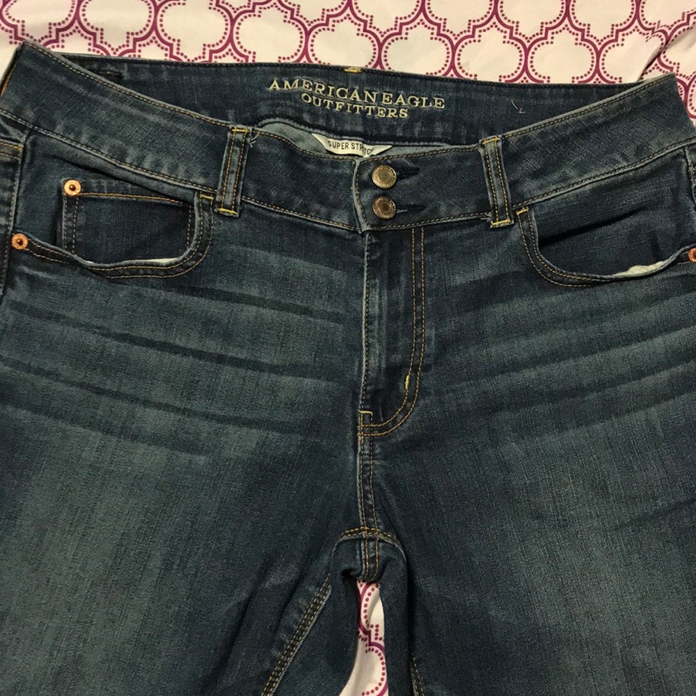 I am selling a pair of American eagle jeans.